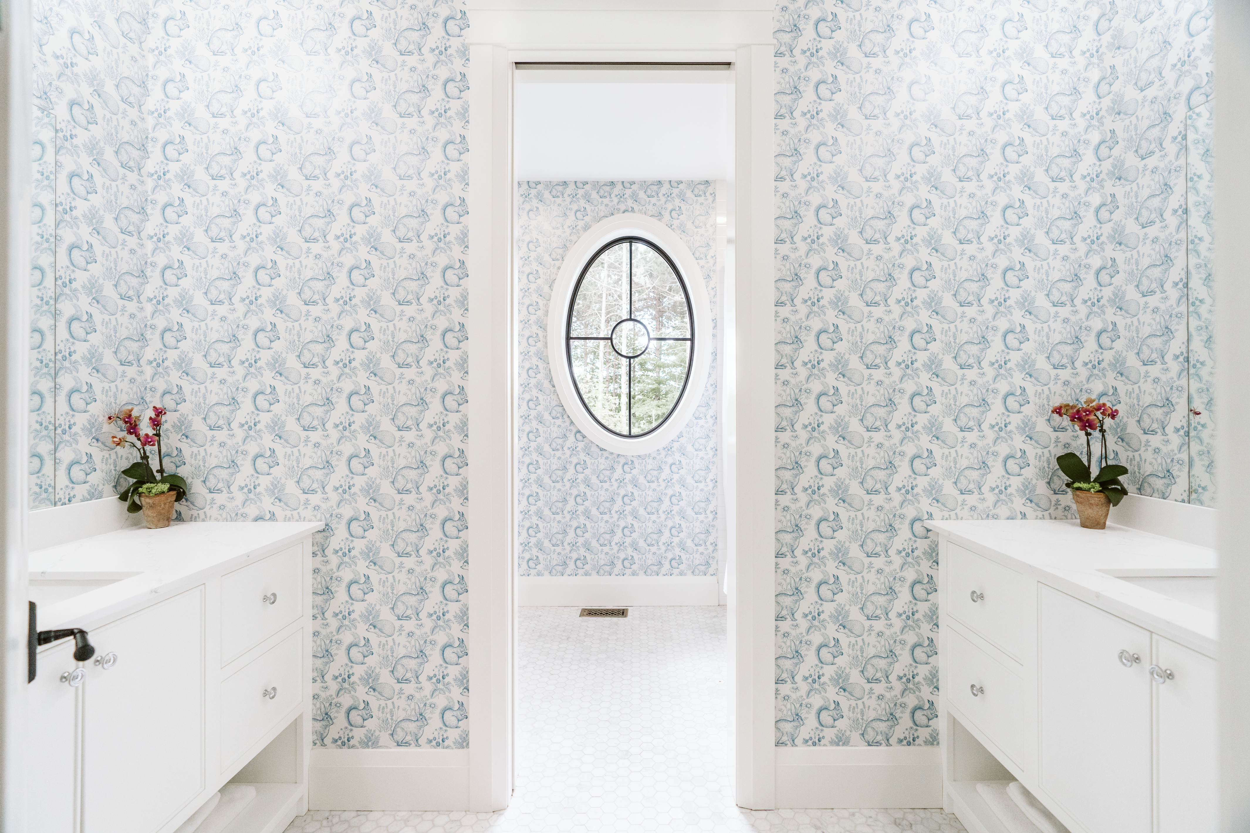 See Our Wallpaper Do The Work Small Spaces by Wilmington Designers